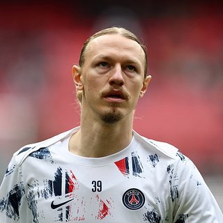 Сафонов рассказал о трудностях во время перелета из Парижа в Москву Москву, Парижа, Сафонов, России