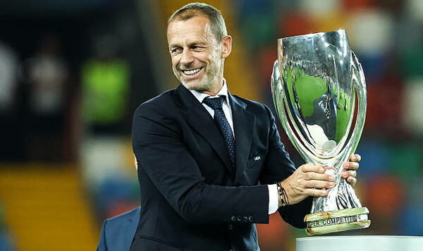 Чеферин, Японии, Швецией, Южной, Кореи