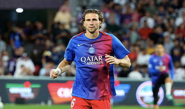 Появились детали трансфера Забарного. Борнмут не получит все деньги сразу Забарный, Борнмут, Лиги