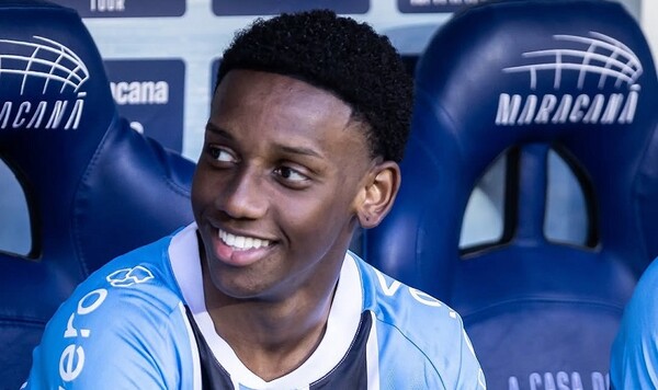 У Шахтера сорвался трансфер вундеркинда. СМИ назвали причину провала сделки Гремио, Шахтер, Мека, Меком