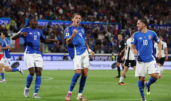 Италия, Манчини, Распадори, Конте, Саудовской