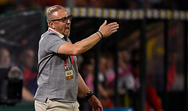 После катастрофы в Грузии. Еще одна сборная уволила тренера Грузии, Болгарии, Евро, Турцией