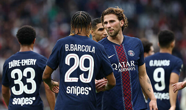 Известный тренер: «Даю 10%, что Забарный заиграет в ПСЖ, ему не хватает...» Забарный, Мбаппе