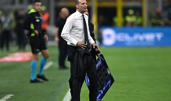 ФОТО. Аллегри вынужденно заменил голкипера, а в конце матча получил красную Милан, Болонья, Майк, Меньяна, Нкунку