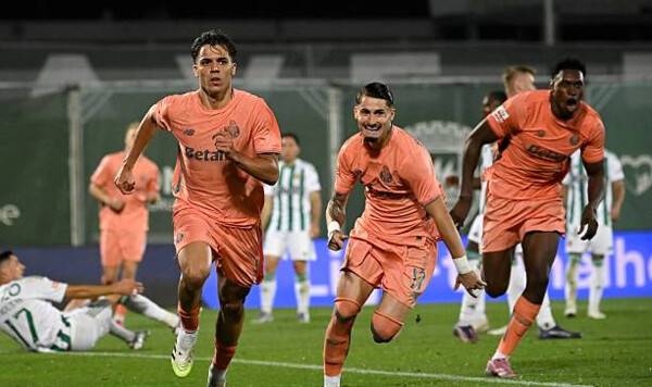 Порту в седьмой раз в истории стартовал с 6 побед в чемпионате Португалии Порту, Морейренсе, Витора, Бруну