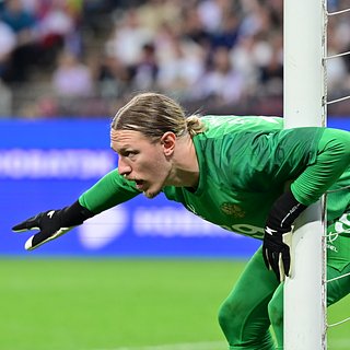 Сафонов, Марсель, Золотого, Париж