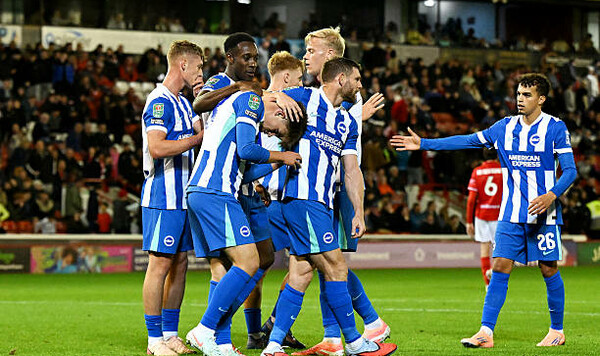 Брайтон, Смит, Эмиль, Кембридж, Уикомб