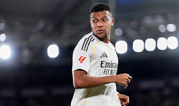 11 в текущем сезоне, 388 за карьеру. Килиан Мбаппе забил очередные голы Мбаппе, Килиан, Реал, Карим, Бензема