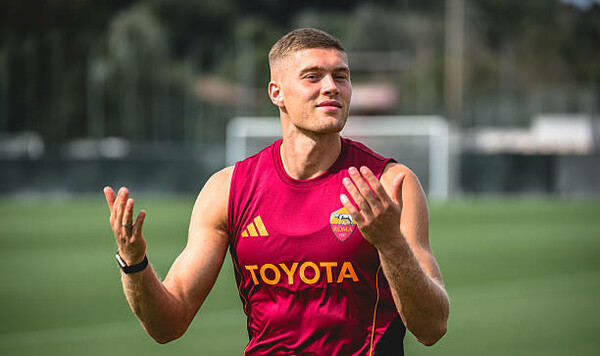 Украины, Артем, Довбик