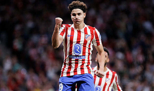 Нужно 200 млн евро. Барселона нашла замену Левандовски у конкурента Левандовски, Альвареса, Атлетико, Барселоны