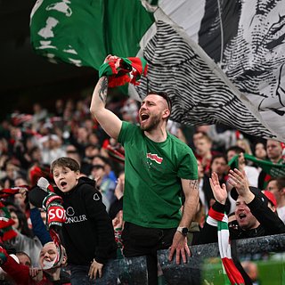 «Ахмат» оштрафовали за оскорбления болельщиков клуба в адрес Дзюбы России, Ахмат, Кубка, Зенит, Дзюбы