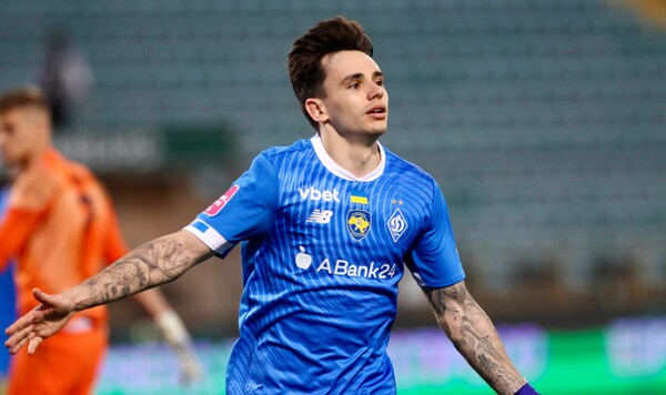 Легенда Динамо назвал игрока, из-за которого клуб сейчас потерял миллионы Динамо, Шапаренко, Яремчук, Греции