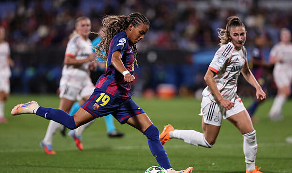 Баварии, Бенфику, Левен, Лион, Франция