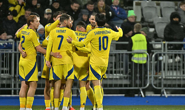 Малиновский отличился 9-м голом за сборную. Кто забил больше? Украины, Малиновский, Исландии