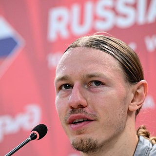 Сафонов, России, Ирана, Боливией, Динамо