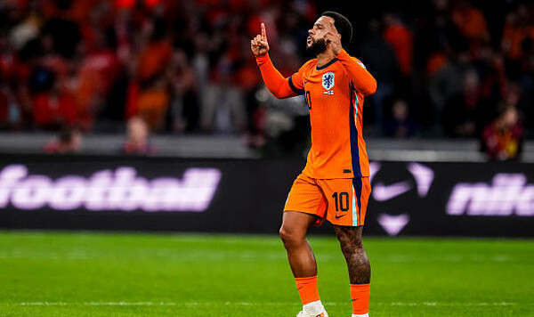 Обошел Снейдера. Известный форвард установил рекорд сборной Нидерландов Нидерландов, Депай, Снейдера, Робина