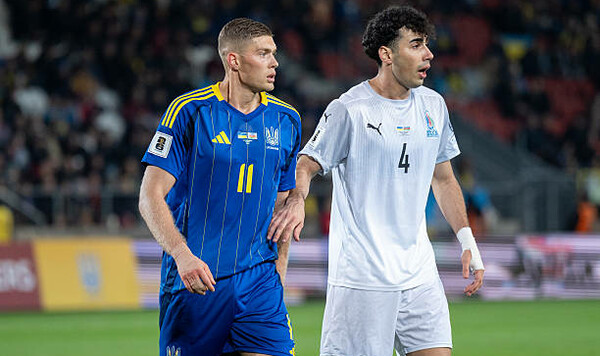 Звезде сборной Украины сообщили, что у него возникли проблемы Довбик, Украины, Краков, Артем, Малиновский