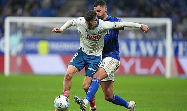 Овьедо дома уступил Эспаньолу. Игроки команд устроили акцию протеста Эспаньол, Гарсия, Милья, Кике, Пере