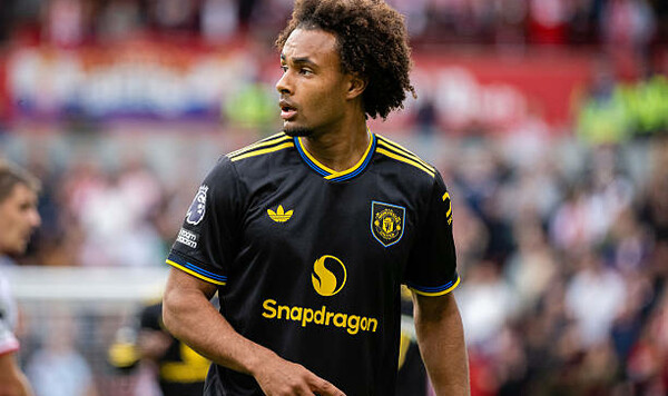 Рома может попрощаться с Довбиком. Все ради форвард из гранда АПЛ Довбик, Джошуа, Зиркзе, Украины