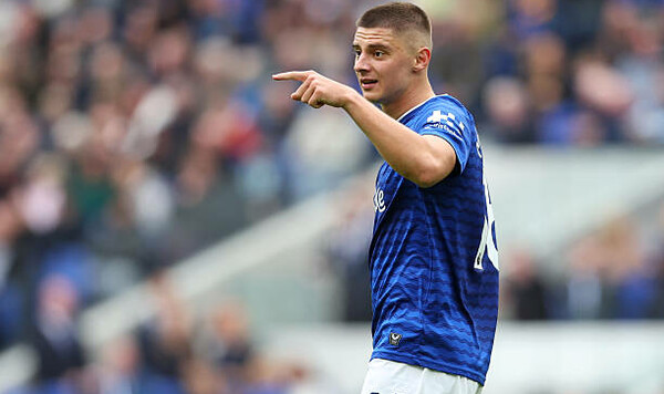 Эвертон определился с будущим Миколенко на фоне интереса с Испании и Италии Миколенко, Эвертон