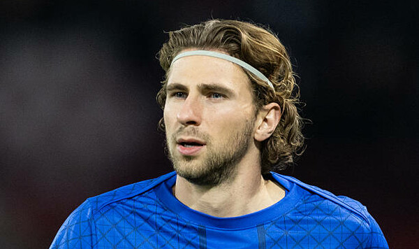 Французский журналист: «За Забарного переплатили, это его реальный уровень» Забарного, Менес, Турре, Борнмута