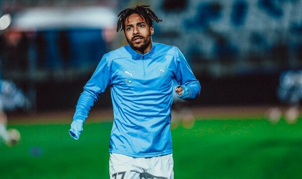 Лиги, Кайрат, Пафос, Баварии, Кучера