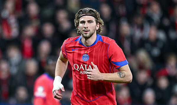 Забарный, Илья, Маркиньоса, Борнмута