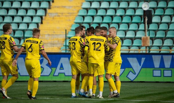 Металлиста, Чернигов, Синица, Представители