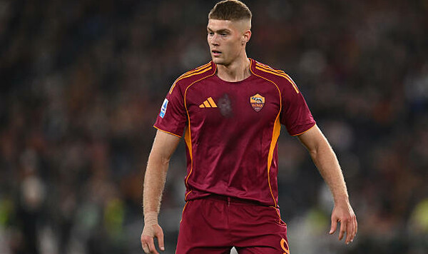 Довбик, Артема, Пармы, Romanista