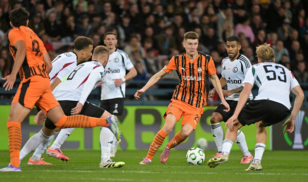 Шахтер, Сабо, Лиги, Поэтому