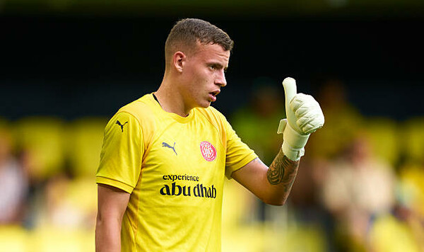 Жироны, Влад, Лиги