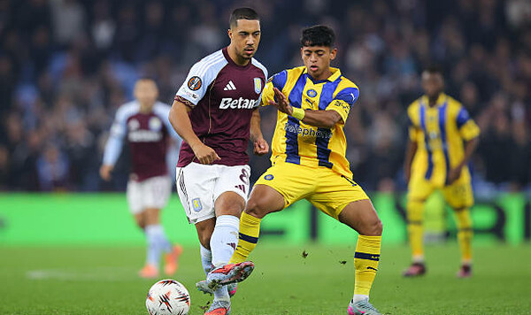 Вилла, Лига, Астон, Болоньей