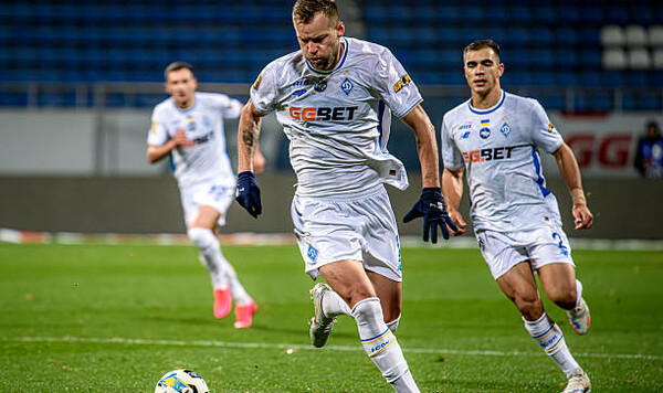 Динамо, Зриньски, Бленуце, Буряк