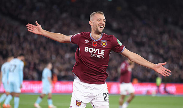 Вест, Бернли, Англии, Соучек