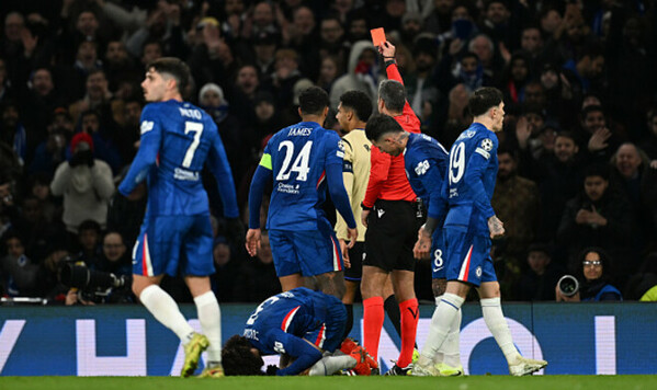 Барсы, Лиги, Араухо