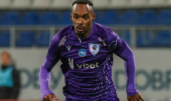 Эйнел, Соареша, Словакии