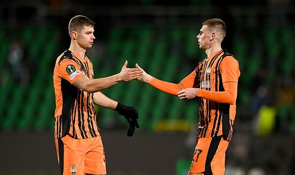 Кали, Шахтера, Лиги, Стэдиум