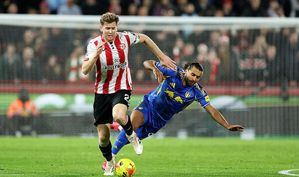 Лидс, Брентфорд, Льюин, Калверт, Ярмолюка