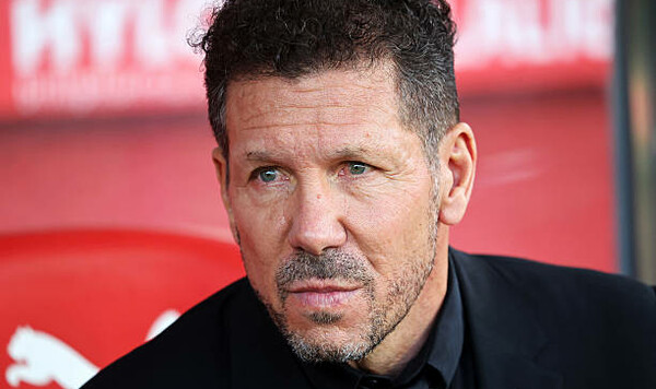 Облак, Жироны, Лиге, Симеоне