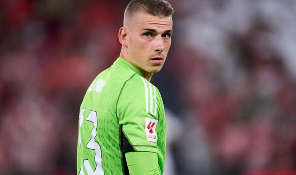 Вратаря сборной Украины решил купить один из крупнейших клубов в истории Милан, Реала, Куртуа