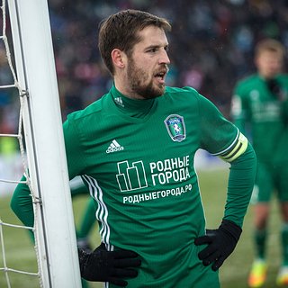 Спартак, Комбаров, Динамо