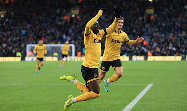 Вулвз, Вест, Чхан, Хван, Матеуш