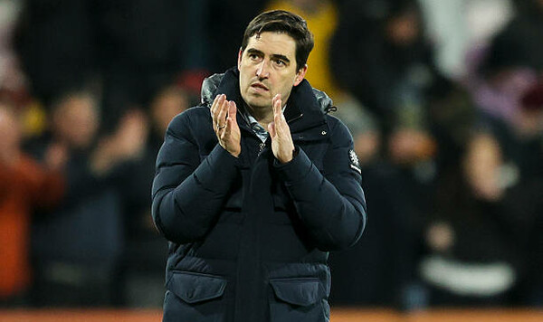 Коуч Борнмута разнес арбитра после безумного матча с Арсеналом в АПЛ Арсенал, Борнмут, Ираола, Сэменьо