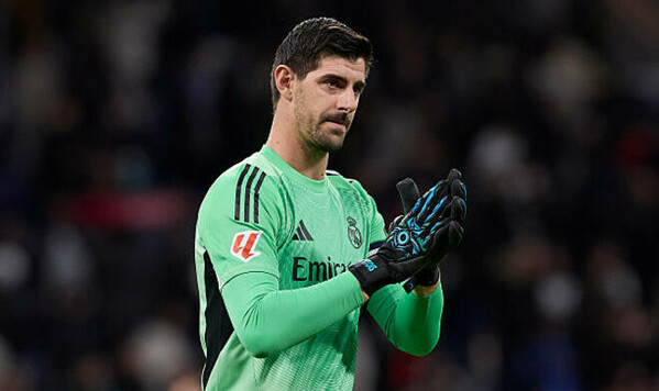 Куртуа, Реала, Тибо