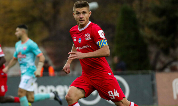 ФОТО. Капитан клуба УПЛ стал отцом. Жена родила футболисту сына Максим, Кривбасс, Премьер