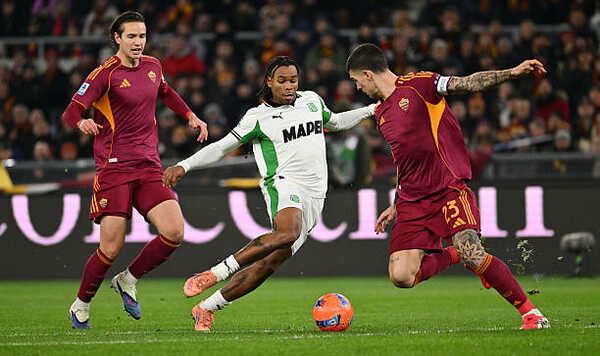 Довбика, Коне, Сассуоло, Суле, Италии