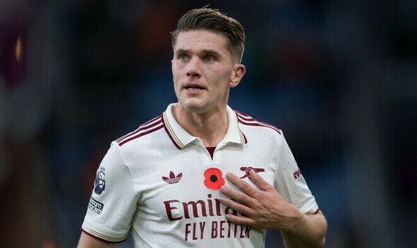 Арсенала, Дьекереш, Виктор, Смит