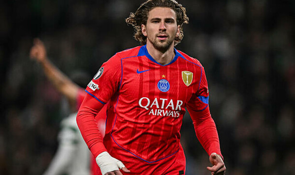 Забарный, Динамо, Франции, Бенуа