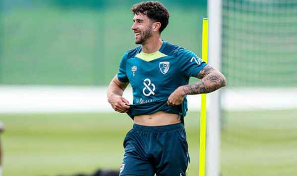 Ювентус бросает вызов испанским грандам в борьбе за защитника Борнмута Ювентус, Сенеси, Маркосу, Максимо