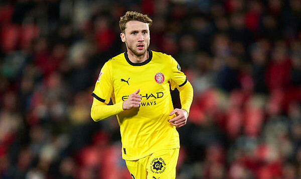 Барселоны, Ванат, Хиль, Мичела, Рейс